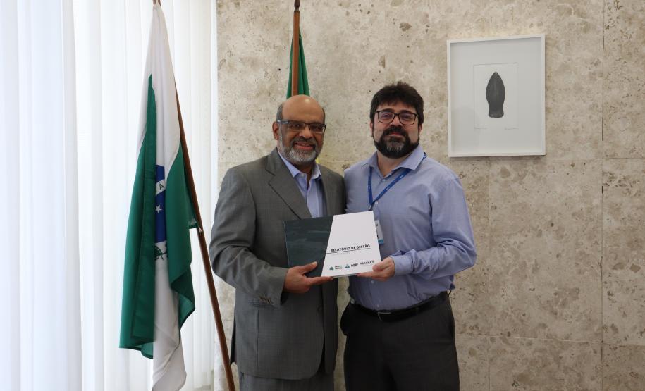 Secretário entrega Relatório da Gestão 2019-2022 aos gestores da Sefa