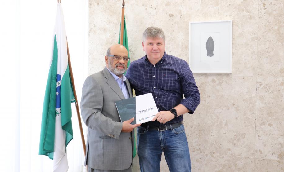 Secretário entrega Relatório da Gestão 2019-2022 aos gestores da Sefa