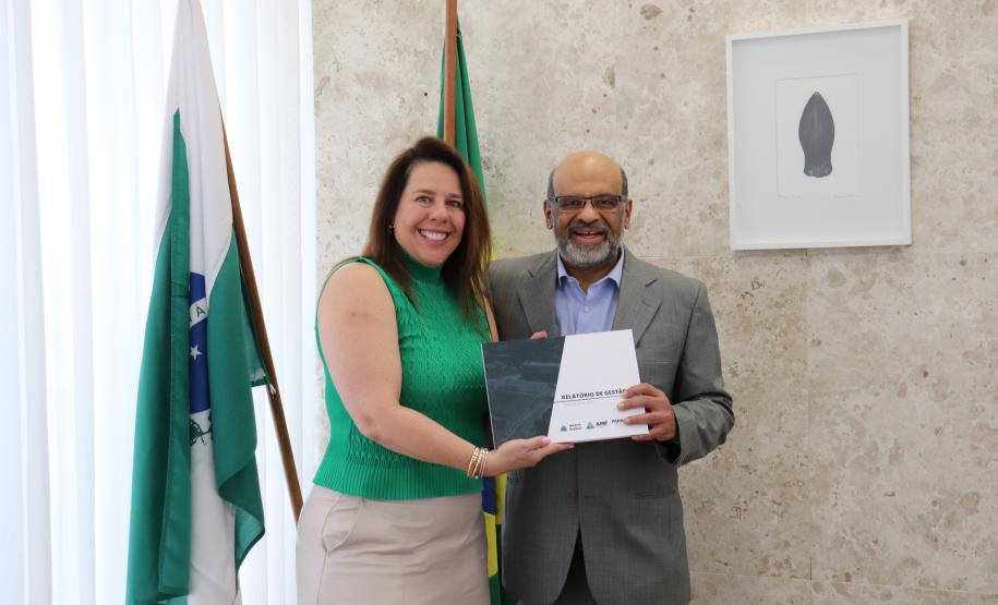 Secretário entrega Relatório da Gestão 2019-2022 aos gestores da Sefa