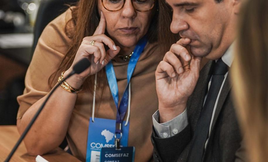 Fazenda Estadual concede Medalha do Mérito Fazendário na 40ª Reunião do Comsefaz