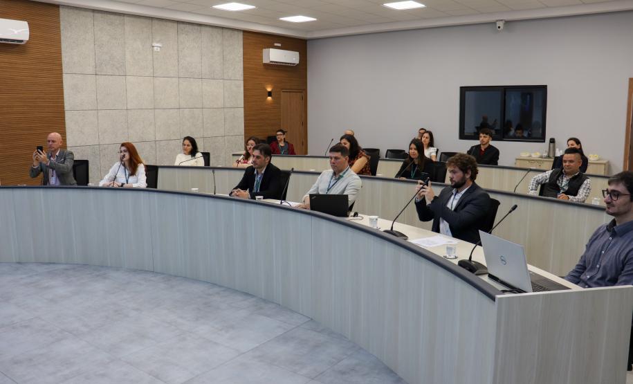 Paraná e Mato Grosso Discutem Novo Sistema Financeiro