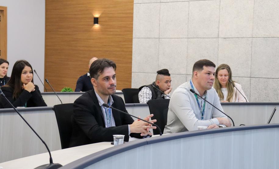 Paraná e Mato Grosso Discutem Novo Sistema Financeiro