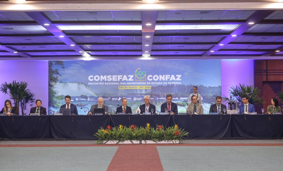 Paraná assina manifesto que uniformiza alíquota sobre produtos importados