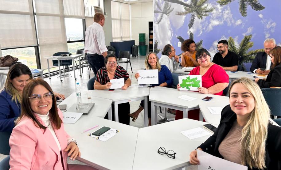 Paraná marca presença em encontro nacional de Educação Fiscal em Brasília
