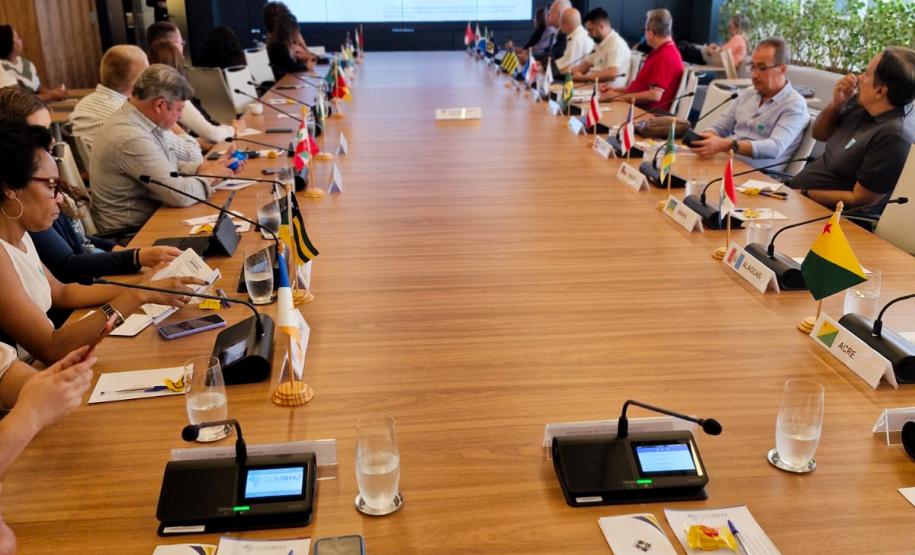 Paraná marca presença em encontro nacional de Educação Fiscal em Brasília