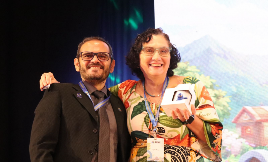 Lançamento do jogo Vila do ED