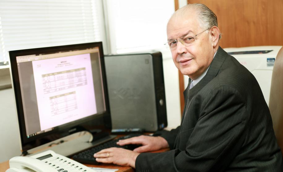 O resultado ainda é parcial, pois faltam ser computados dados que estão sendo levantados junto às 12 Delegacias Regionais da Receita  e valores de débitos que se encontram no Judiciário. O prazo para parcelamento terminou nesta segunda-feira (9) e o pagamento à vista vai até o próximo dia 31. Para o secretário da Fazenda, Luiz Carlos Hauly, o balanço  é satisfatório.