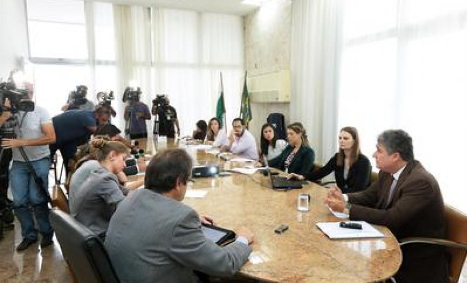 Paraná fecha 2015 com superávit primário de R$ 1,9 bilhão Paraná fecha 2015 com superávit primário de R$ 1,9 bilhão