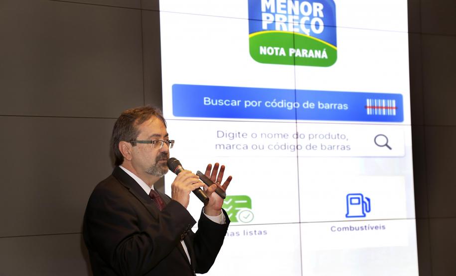 Nota Paraná agora tem aplicativo para Nota Paraná agora tem aplicativo para
consumidor comparar preços e economizar