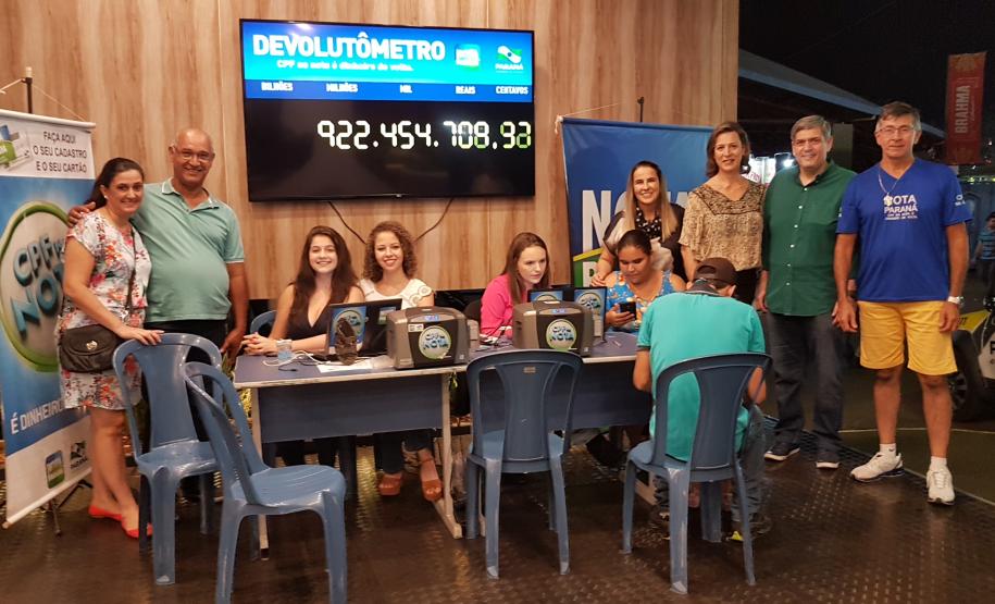 Receita Estadual leva educação fiscal e outros serviços para visitantes da Expoingá 2018 Os visitantes que passarem pela Expoingá 2018 até o dia 14 de maio, em Maringá, poderão ter acesso a alguns dos serviços da Receita Estadual, que montou um estante na freira agropecuária, uma das maiores do Paraná e que receberá aproximadamente 500 mil pessoas da cidade e de outros 58 municípios da região.