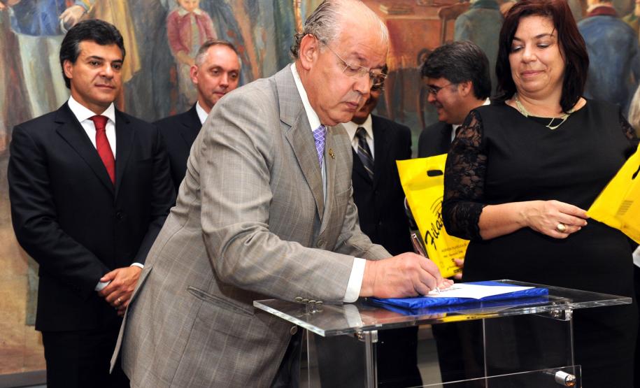 Números foram atualizados pela Secretaria da Fazenda. Cerca de 1.100 precatórios com valor unitário de até R$ 70 mil serão quitados. O primeiro lote beneficiará cerca de 600 credores e soma R$ 11,69 milhões. O segundo lote, com 506 precatórios, chega a R$ 21,92 milhões.