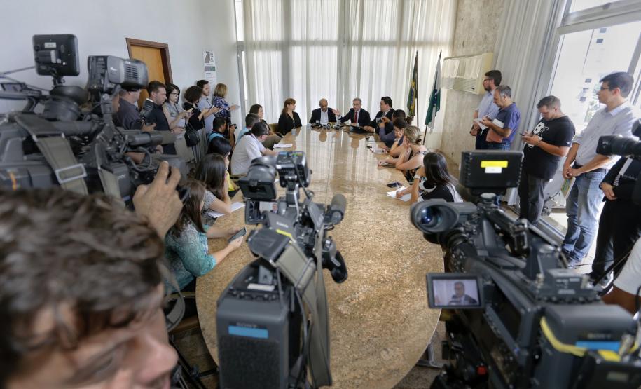 Governo cria força-tarefa para avaliar real situação financeira do Estado O secretário da Fazenda Renê de Oliveira Garcia Junior, detalha em entrevista coletiva a situação das contas do Estado, do novo SIAF, Sistema de Gestão Financeira do Governo e as medidas que vem adotando.