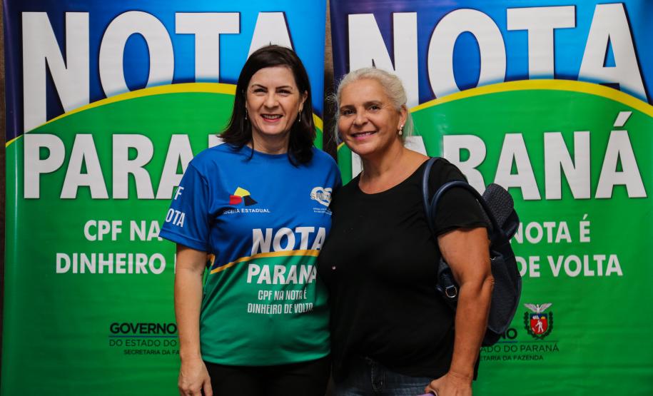 Contribuinte é sorteado com o prêmio principal do Nota Paraná no dia do aniversário O Governo do Estado entrega os três principais prêmios do sorteio de Abril do programa Nota Paraná, de R$ 20 mil, R$ 30 mil e R$ 50 mil. A solenidade de premiação acontece na Secretaria de Estado da Fazenda, em Curitiba nesta quarta-feira (17). Curitiba, 17/04/2019 - Foto: Geraldo Bubniak/ANPr