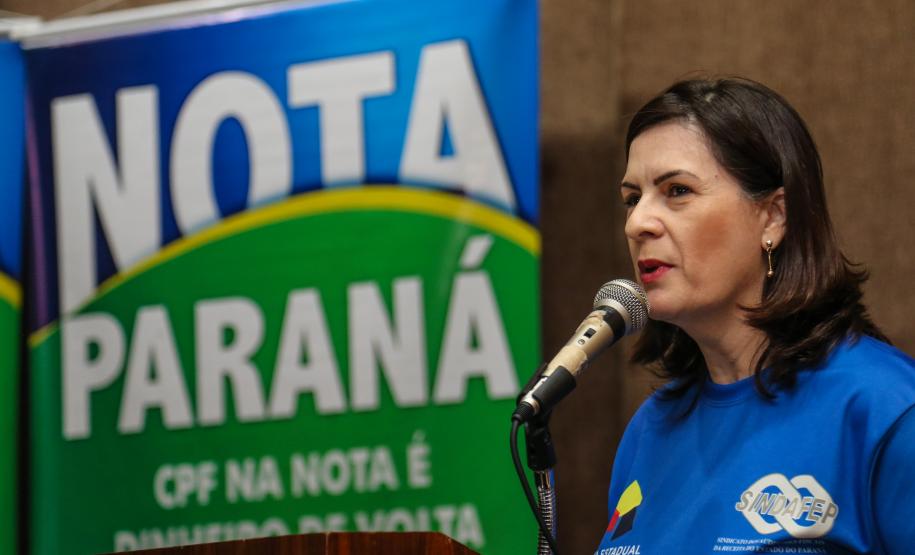 Contribuinte é sorteado com o prêmio principal do Nota Paraná no dia do aniversário O Governo do Estado entrega os três principais prêmios do sorteio de Abril do programa Nota Paraná, de R$ 20 mil, R$ 30 mil e R$ 50 mil. A solenidade de premiação acontece na Secretaria de Estado da Fazenda, em Curitiba nesta quarta-feira (17). Curitiba, 17/04/2019 - Foto: Geraldo Bubniak/ANPr