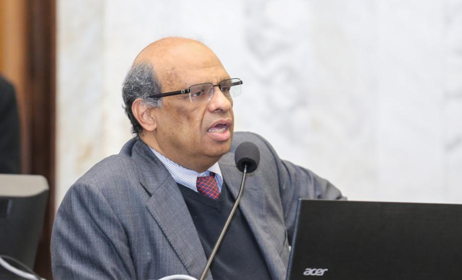 Prestação de conas AL primeiro quadrimestre 2019 Audiência pública de prestação de contas do governo do Estado do primeiro quadrimestre de 2019 com o secretário de Estado da Fazenda (SEFA), Renê Garcia Júnior no plenário da Assembleia Legislativa do Paraná. Curitiba, 05/06/2019