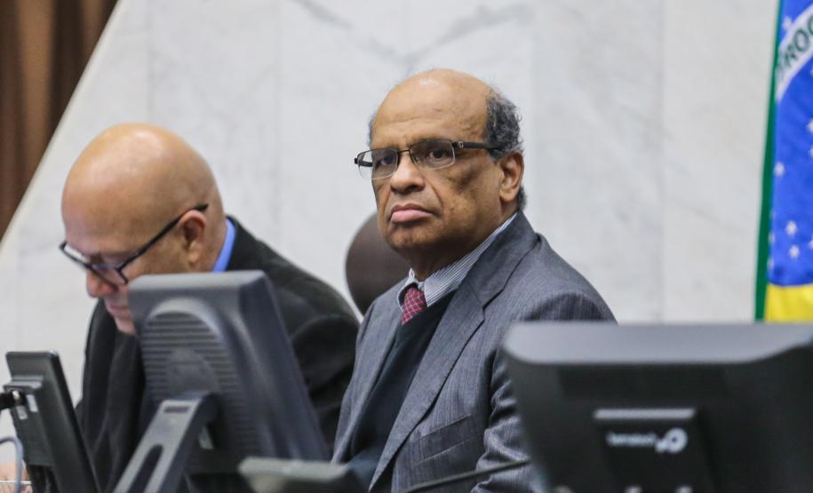 Prestação de conas AL primeiro quadrimestre 2019 Audiência pública de prestação de contas do governo do Estado do primeiro quadrimestre de 2019 com o secretário de Estado da Fazenda (SEFA), Renê Garcia Júnior no plenário da Assembleia Legislativa do Paraná. Curitiba, 05/06/2019