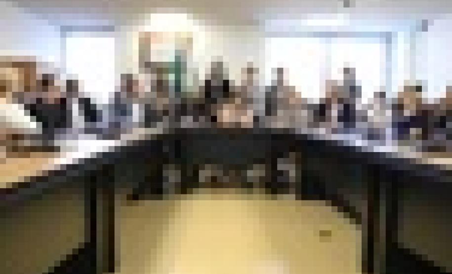 Novo Conselho de Contribuintes toma posse Novo Conselho de Contribuintes toma posse