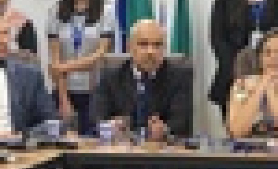 Novo Conselho de Contribuintes toma posse Novo Conselho de Contribuintes toma posse