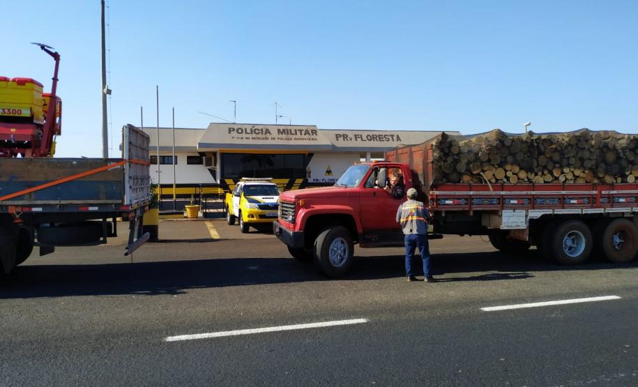 Operação fiscaliza transporte de mercadorias Operação fiscaliza transporte de mercadorias