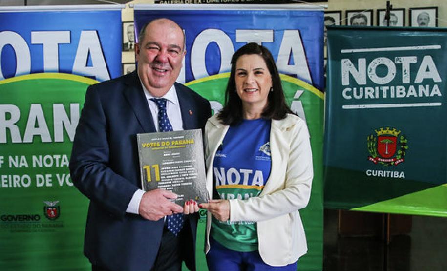 nota parana Premiados de setembro recebem cheque do Nota Paraná