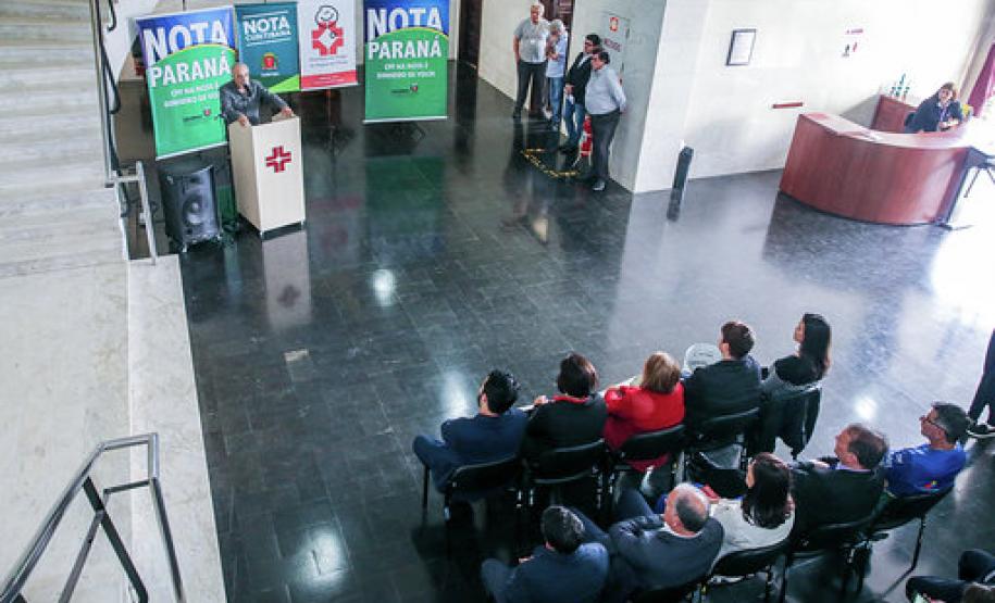 nota parana Premiados de setembro recebem cheque do Nota Paraná