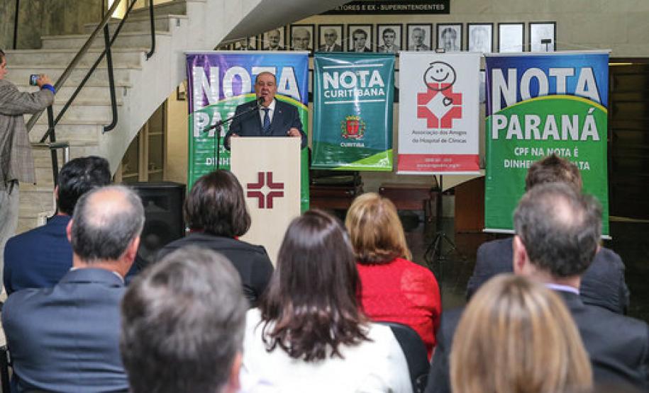 nota parana Premiados de setembro recebem cheque do Nota Paraná