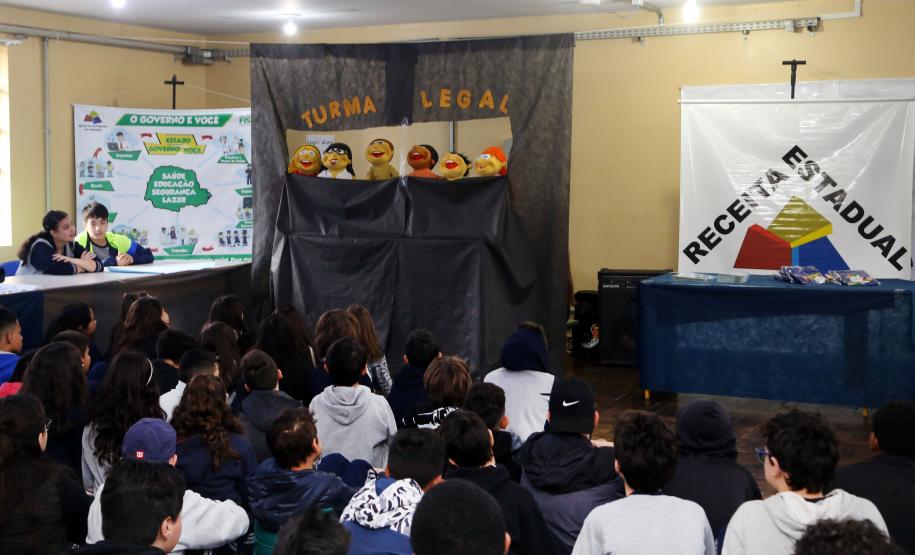 educação fiscal Educação fiscal em escolas ensina crianças sobre valor do imposto