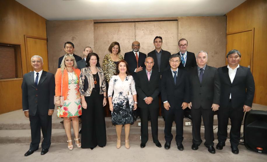 novos delegados Novos delegados da Receita tomam posse com missão de aumentar arrecadação