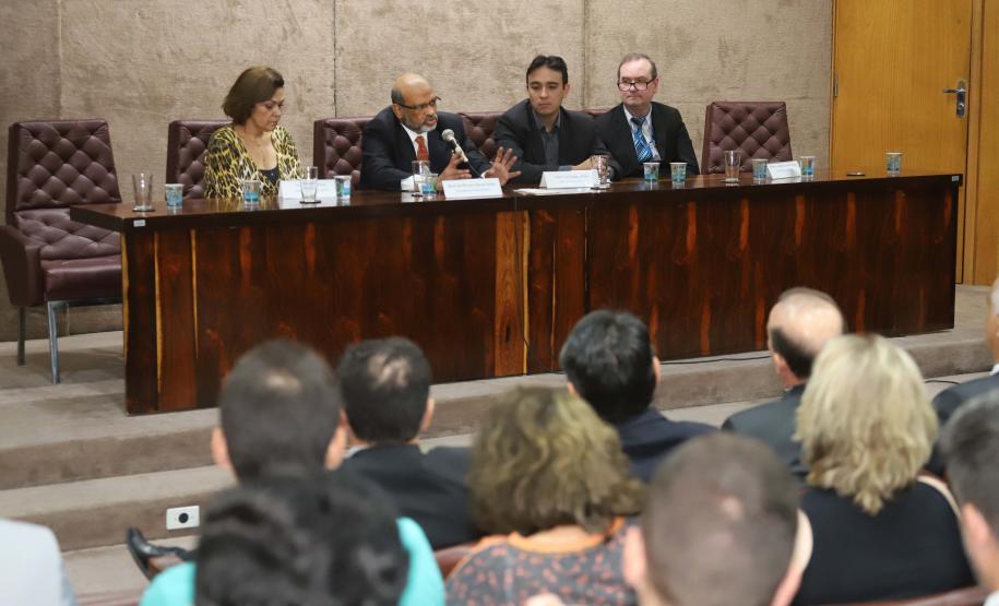 novos delegados Novos delegados da Receita tomam posse com missão de aumentar arrecadação