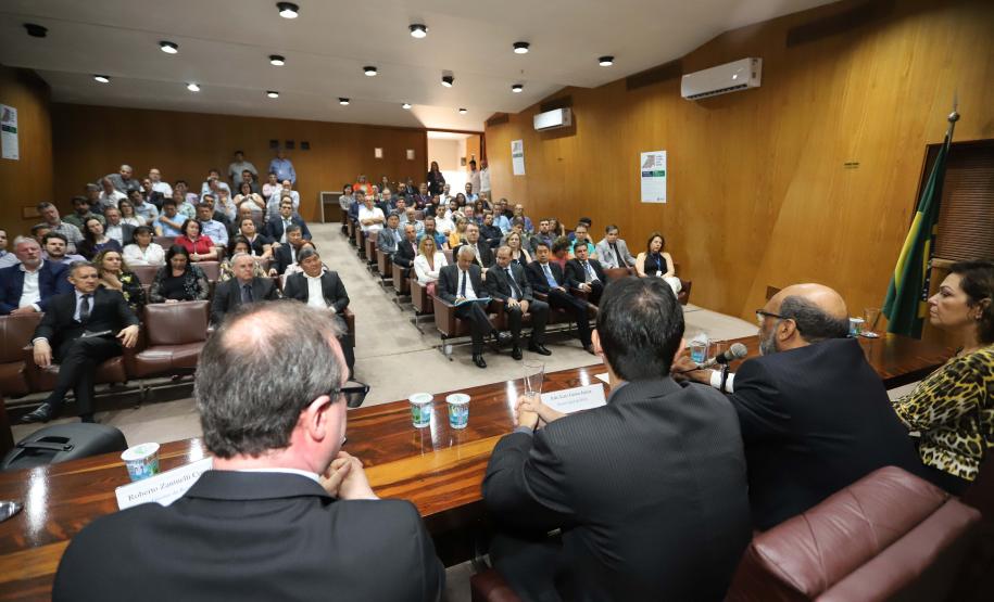 novos delegados Novos delegados da Receita tomam posse com missão de aumentar arrecadação