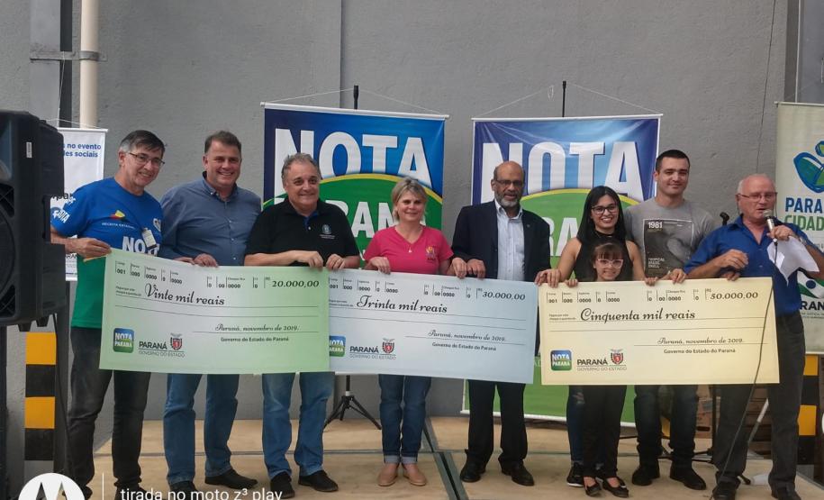 nota PR Prêmios do Nota Paraná são entregues em mutirão de serviços