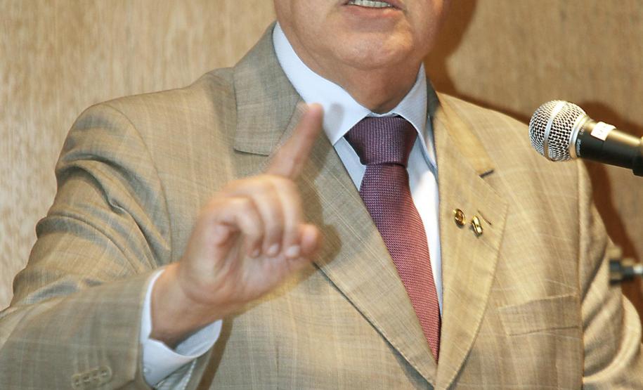 Conselho de Contribuintes reduz em quase 70% estoque de processos em dois anos Posse do Conselho de Contribuintes e Recursos Fiscais (CCRF) do Estado do Paraná